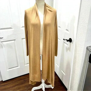 Cable & Gauge tan, open front, shark bite hem, long, cardigan